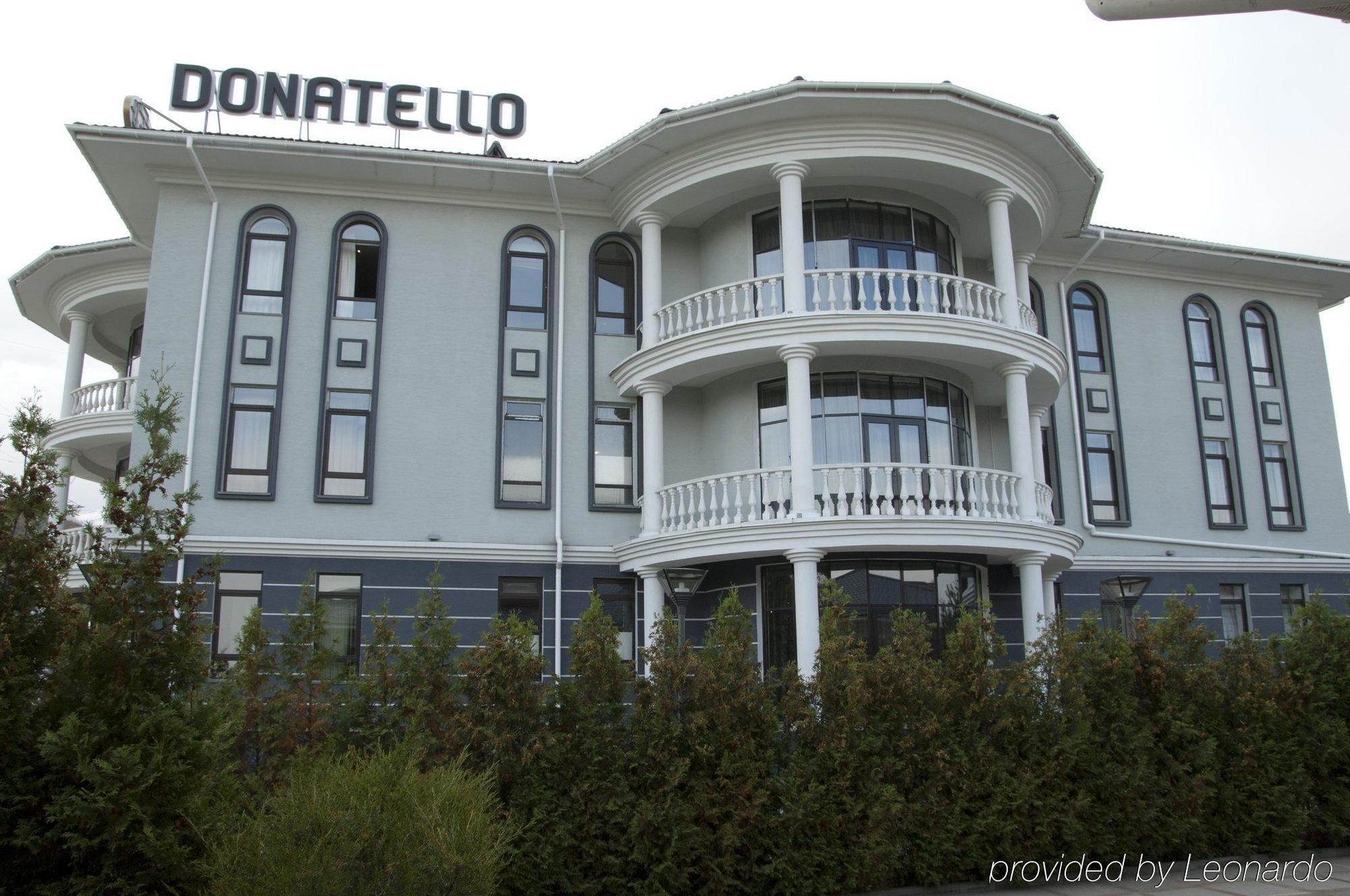 Donatello Boutique Hotel Alma-Ata Exteriör bild
