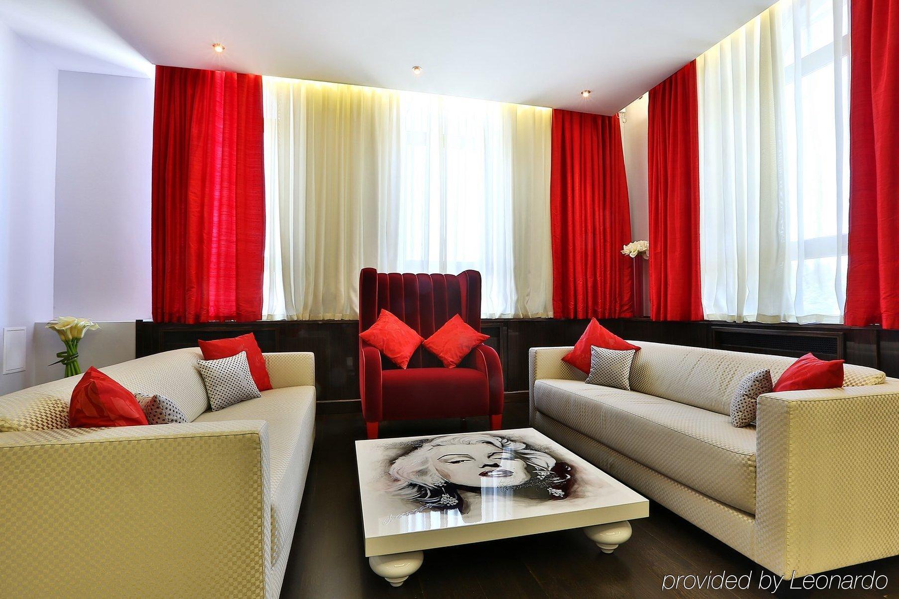 Donatello Boutique Hotel Alma-Ata Exteriör bild