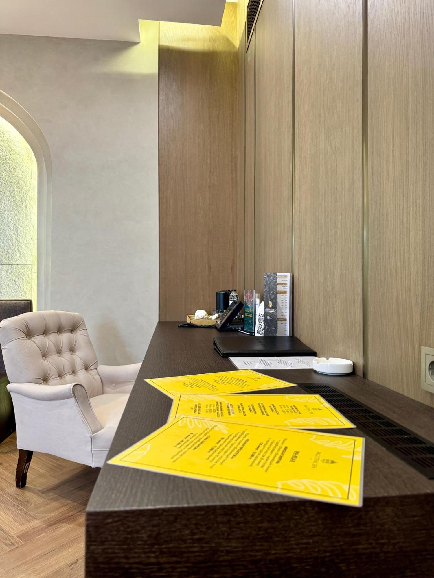 Donatello Boutique Hotel Alma-Ata Exteriör bild