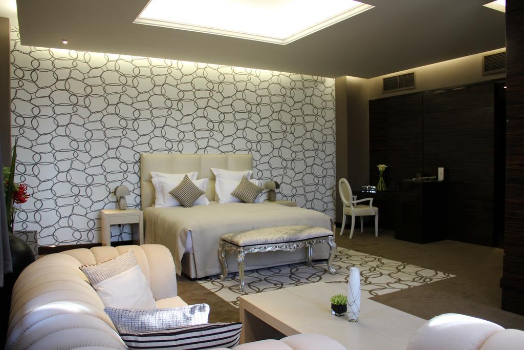 Donatello Boutique Hotel Alma-Ata Rum bild