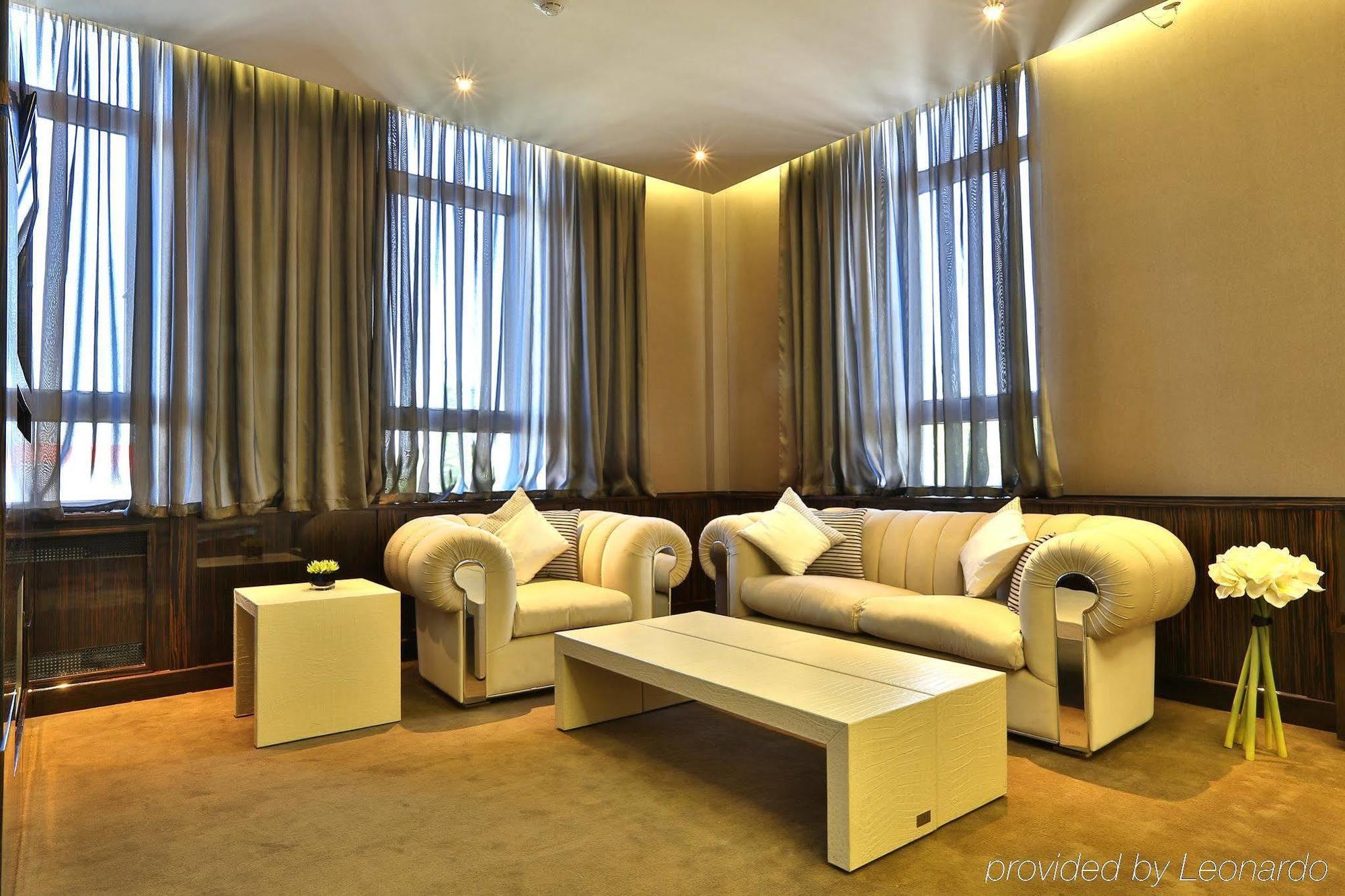 Donatello Boutique Hotel Alma-Ata Exteriör bild